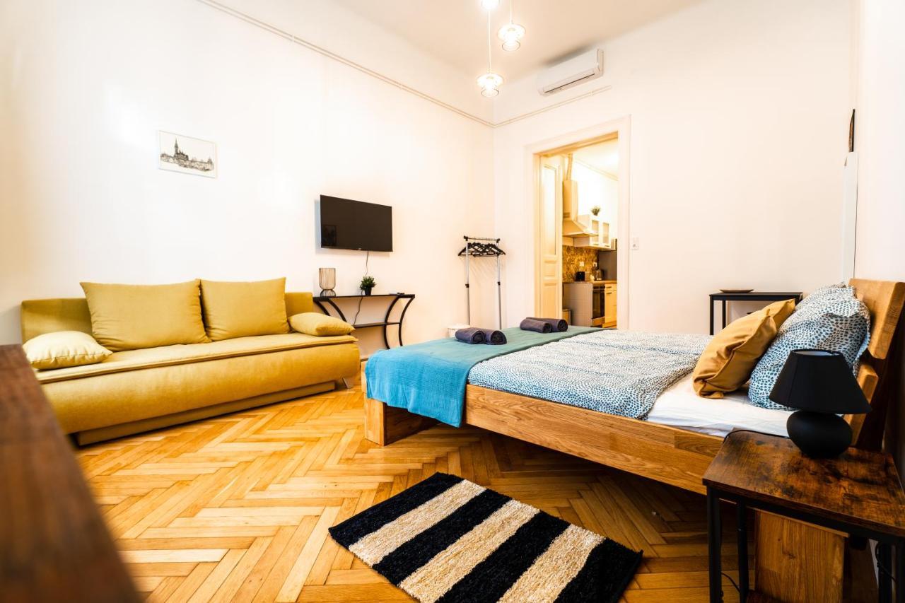 Palace Quarter Suite ブダペスト エクステリア 写真